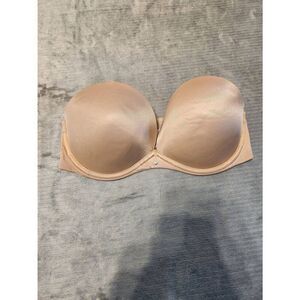Victoria's Secret Very Sexy size 34D Beige Strapless Bra No Straps